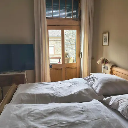 - Haus Hubertus Apartment